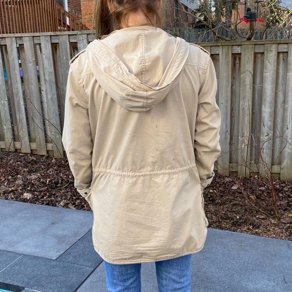 Aritzia Tan Jacket - Picture 3 of 4